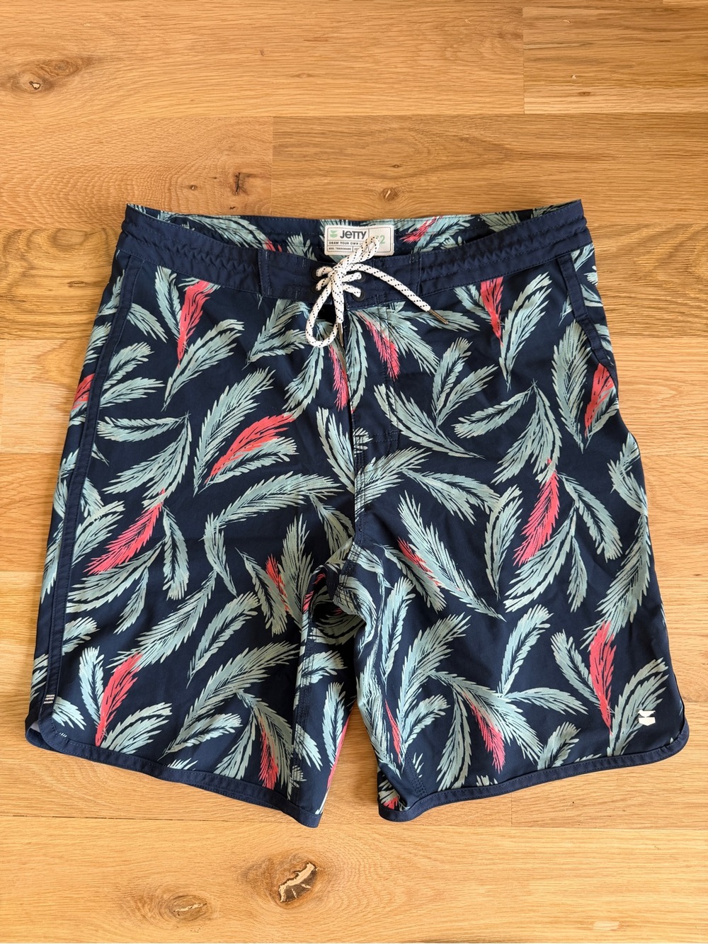Jetty Mollusk 8” Navy Palm Leaf-Print Boardshorts - Size 32